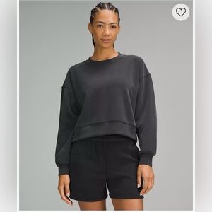 Softstreme Perfectly Oversized Cropped Crew